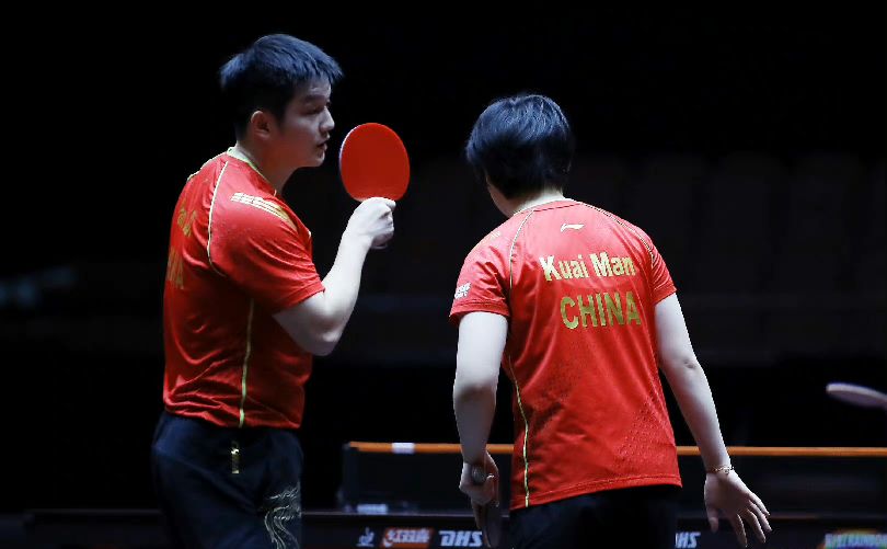 无数球迷的 无数球迷的