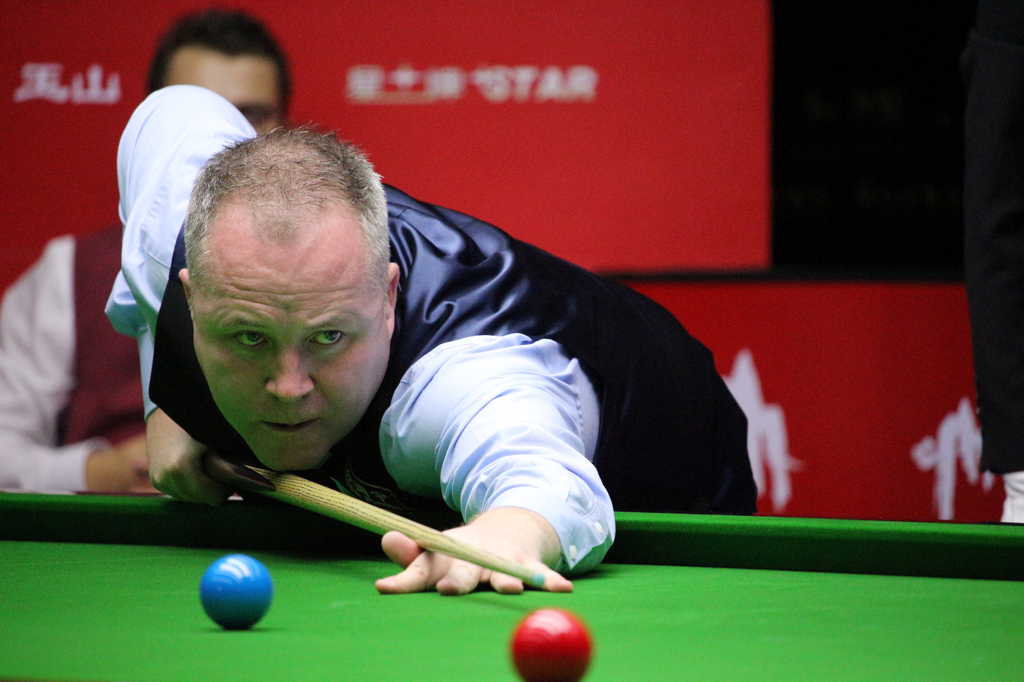 的中场推进 的中场推进