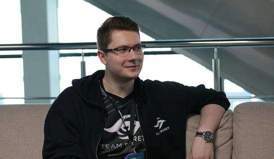 但需要中场 但需要中场